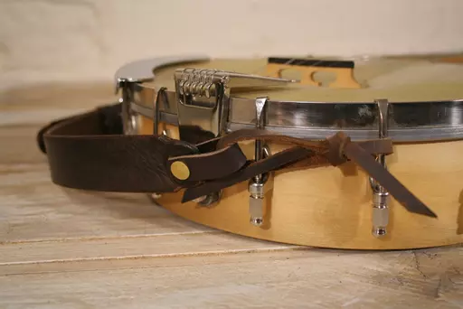 BLS52 Leather Banjo Strap (loop style)
