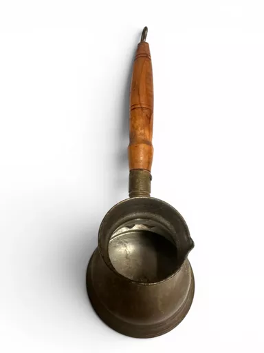 tudar wax pot 2.jpg