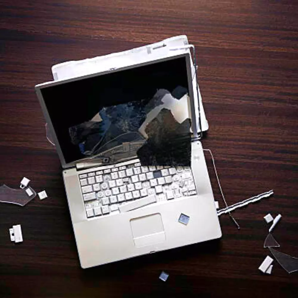 How to Safely Retrieve Files from a Damaged Laptop: Data Recovery 101 