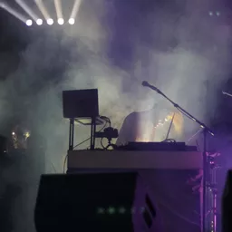 1653316011-27144900.jpg?