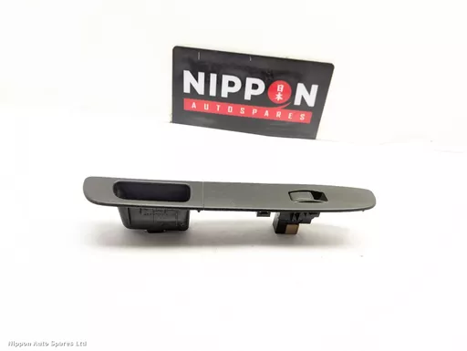 b6de51e4-ccec-4d35-95ab-fc9cf14fb970.jpeg?