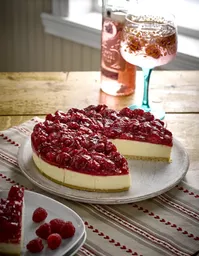 45522-Gluten-Free-Raspberry-Gin-Cheesecake-Full-Slice-re-copy_466x600.jpg?