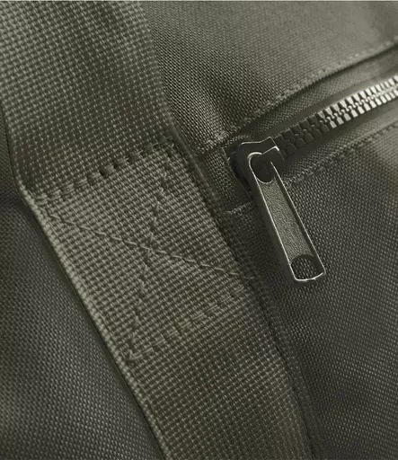 BG140%20MGR_M%20DETAIL%202.jpg?