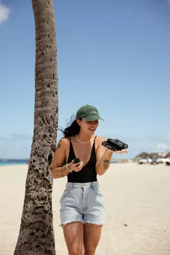 tlh8Ny50CUeFUHAnO07K5A.c-r.jpg?