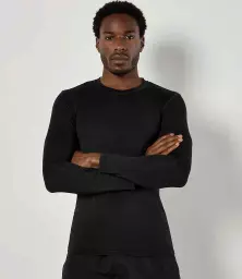 K979%20BLK%20MODEL%201%20HERO.jpg?