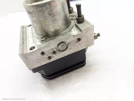 033f78a5-f698-465a-8bf6-7a6d1d156924.jpeg?