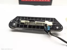 18dfea00-7448-4bc3-b9a1-2b12a16938f1.jpeg?