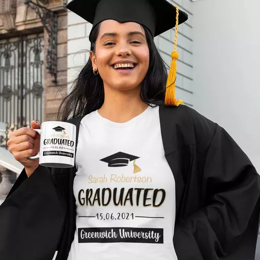 Personalised "Graduated" t-Shirt / Mug