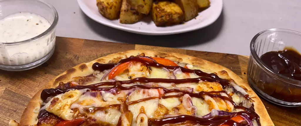 Dominos Fake-away Pizza & Wedges