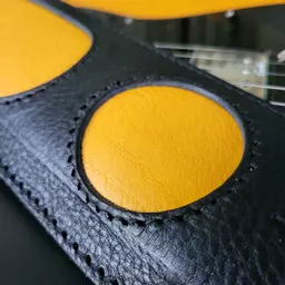 GS58 black yellow Pinegrove guitar strap 140827.jpg