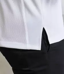 PR647%20WHI%20MODEL%205.jpg?