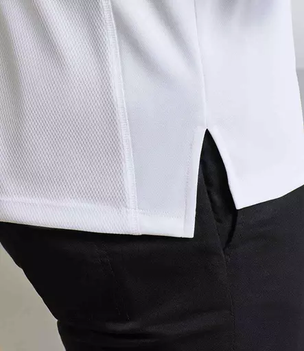 PR647%20WHI%20MODEL%205.jpg?