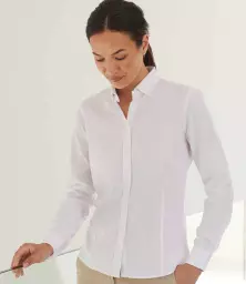 H583%20WHI%20MODEL%201.jpg?
