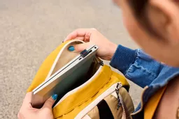 BEuO2fvVHUCVVkjr4W3hxw.c-r.jpg?