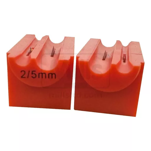 003305_d_web_1_1.jpg?