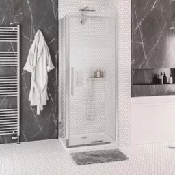 49.7026_2%20Corniche_infold_door_chrome.jpg.jpeg?