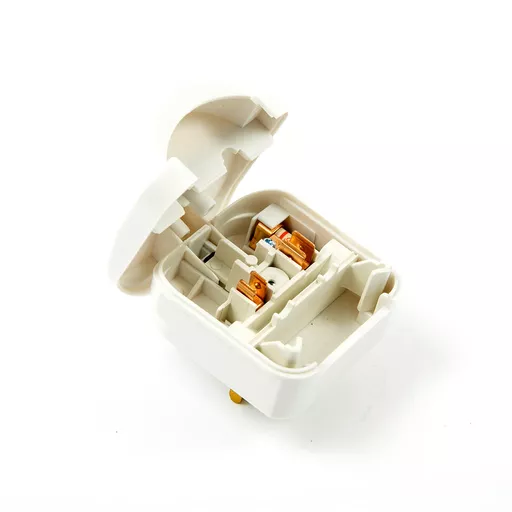 Non-Earth European Schuko to UK Converter Plug (SCP)