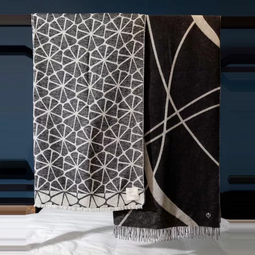 Abstract Flower Patterned Throw, Grey & White