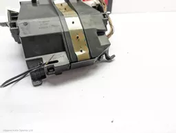 05bc9837-4efa-4e0d-a4ce-6fdc536da688.jpeg?