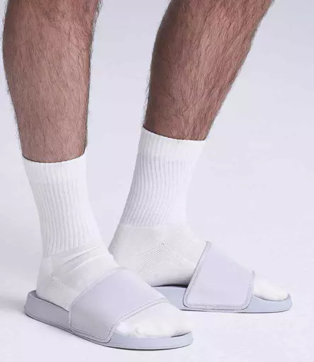 JC092%20GRE%20MODEL%202.jpg?