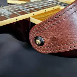 BS53 brown leather guitar strap Pinegrove 190040.jpg