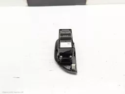 ac063cf7-7375-49b3-8d64-86335e5619bd.jpeg?