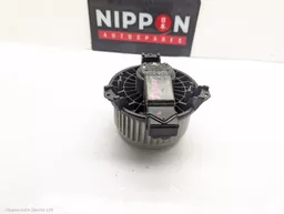 8b9103e9-e777-4522-8672-99fbb82ba944.jpeg?