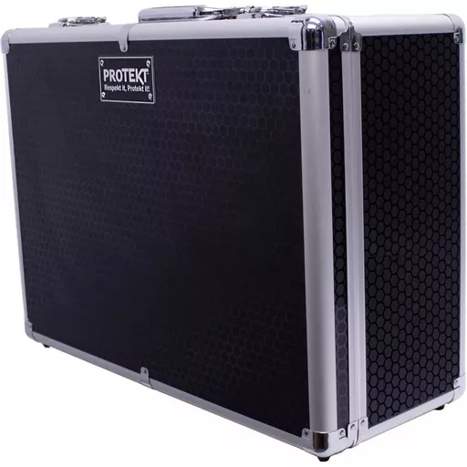 Protekt Plus Universal Case Medium