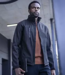 RG631%20BK_BK%20MODEL%201%20HERO.jpg?