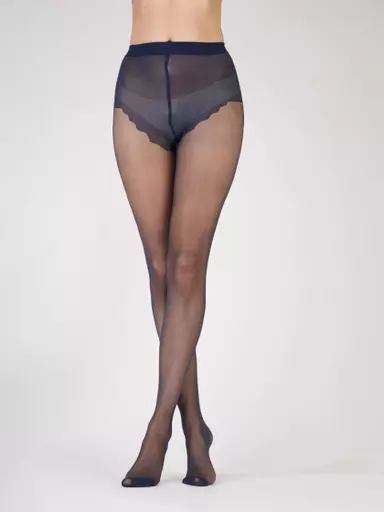 Nylons 3.jpg