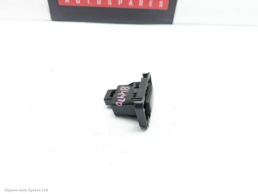 abbaa6c0-a589-4fa7-8cd3-4d7097333e12.jpeg?