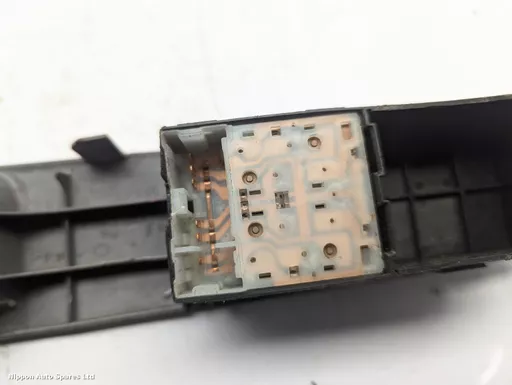 3d05eeee-81dc-427f-97d8-12c213bc73f2.jpeg?