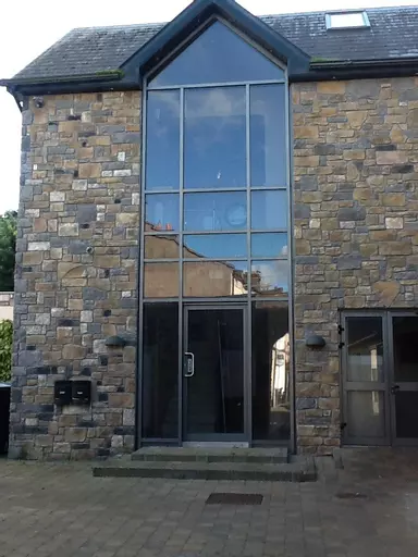 Mixed Stone (Apartments Dunmore)