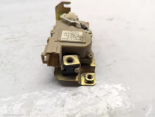 6b2beafd-f422-4843-b461-a04784850513.jpeg?