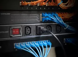 JuYnGp1ULk2Ue8o4j4N3vw.c-r.jpg?