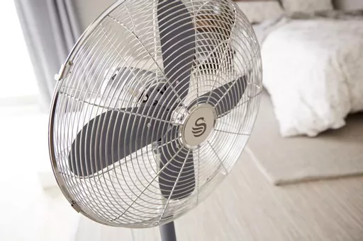 16" Retro Grey Stand Fan