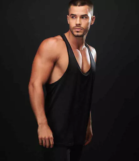 TL504%20BLK%20MODEL%202.jpg?