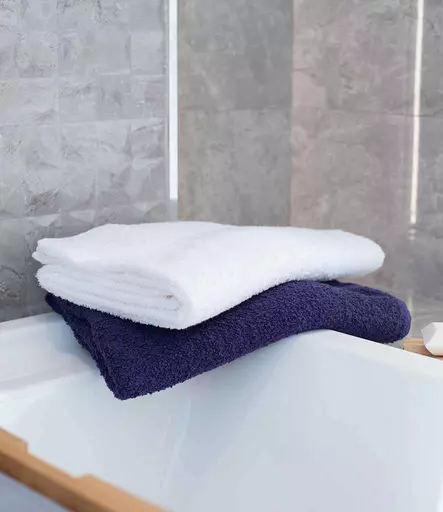 TC43%20WHI%20MODEL%201%20HERO.jpg?