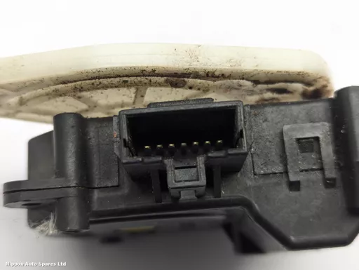 e6903413-48df-44a3-aef5-f7aa6e7e518e.jpeg?