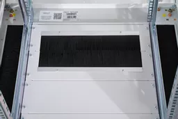 4hUv4Vn__UmomNYU3u-k2A.c-r.jpg?