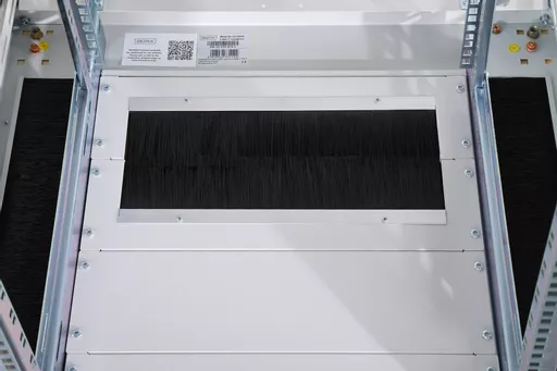 4hUv4Vn__UmomNYU3u-k2A.c-r.jpg?