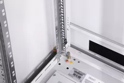 OilfSUr9BkeqkYpXtNOyIQ.c-r.jpg?