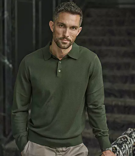 T6002%20PNE%20MODEL%201%20HERO.jpg?