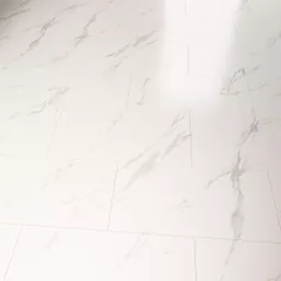 31.0006_4%20marble_white.jpg.jpeg?