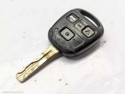 e517c8ba-cca2-43be-8ee1-342b88dc9e6b.jpeg?