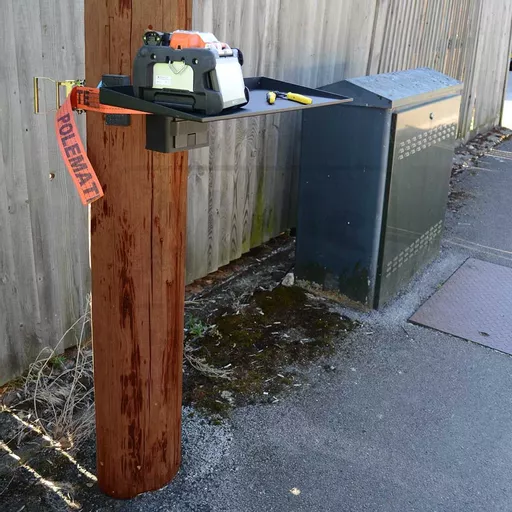 s83-7431_action_01.jpg?