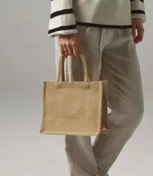 W477%20NAT%20MODEL%201.jpg?