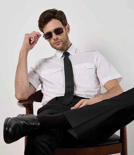 K133%20WHI%20MODEL%202.jpg?