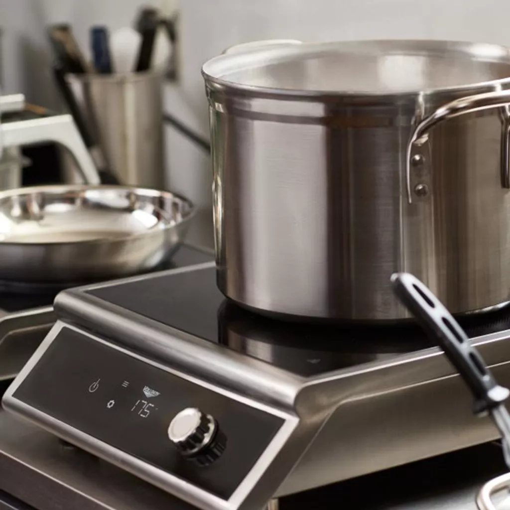 INDUCTION HOBS