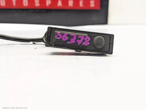 8ec76aa5-4917-406c-8d70-9bdfdfd8ca64.jpeg?